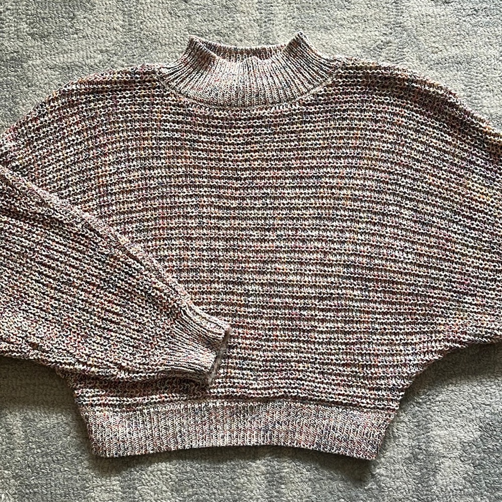 NWOT BB Dakota size XS sweater